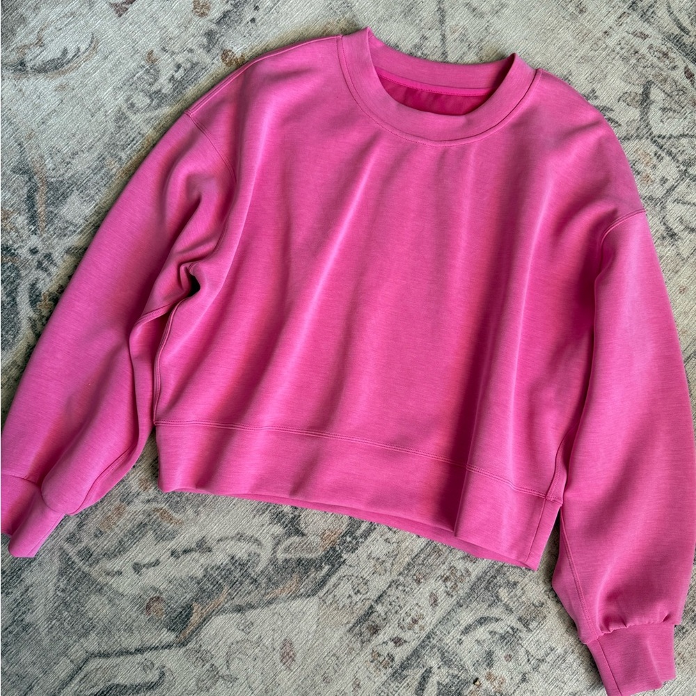 Lululemon softstreme cropped crew